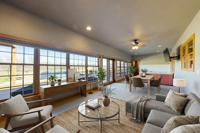 1137 N 475 E, Chesterton, IN 46304