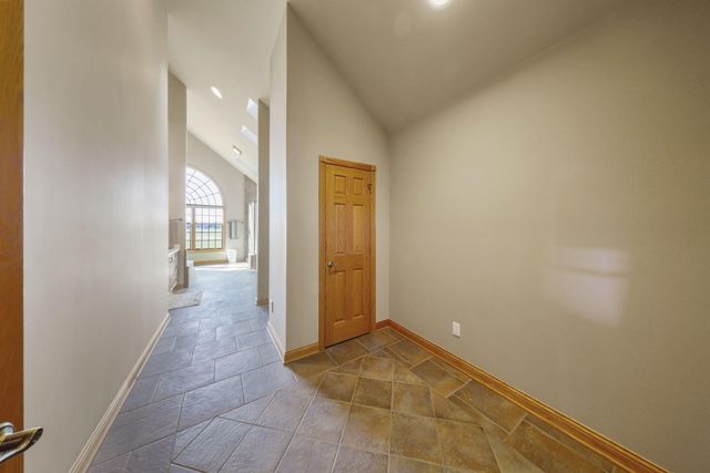 1137 N 475 E, Chesterton, IN 46304