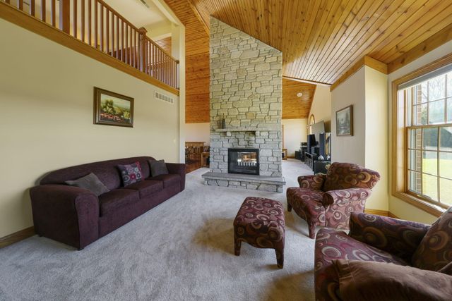 1137 N 475 E, Chesterton, IN 46304