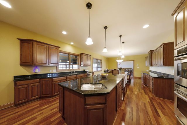 1137 N 475 E, Chesterton, IN 46304