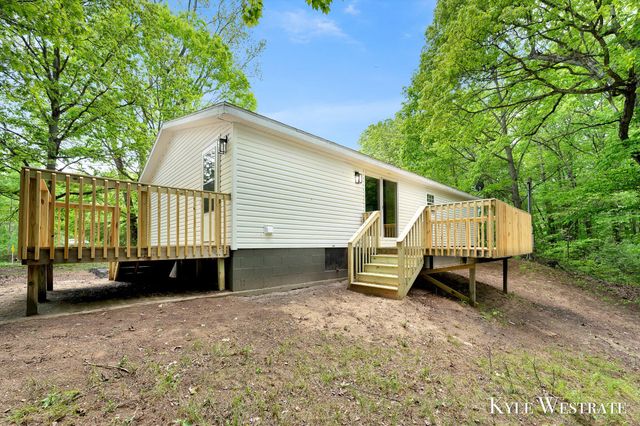 22866 Kendaville Road, Pierson, MI 49339