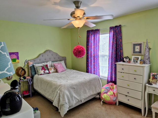 211 Hemingway Circle, Summerville, SC 29483