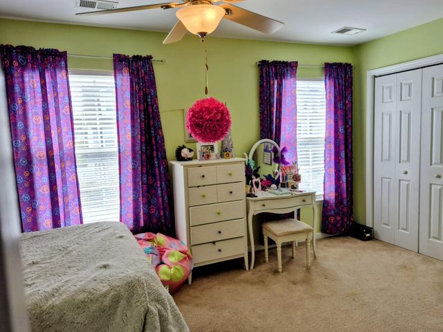 211 Hemingway Circle, Summerville, SC 29483