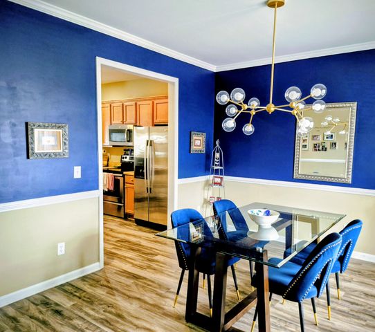 211 Hemingway Circle, Summerville, SC 29483