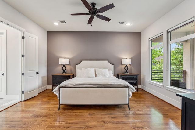 815 E 27th Street, Houston, TX 77009