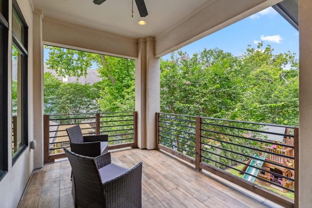 815 E 27th Street, Houston, TX 77009