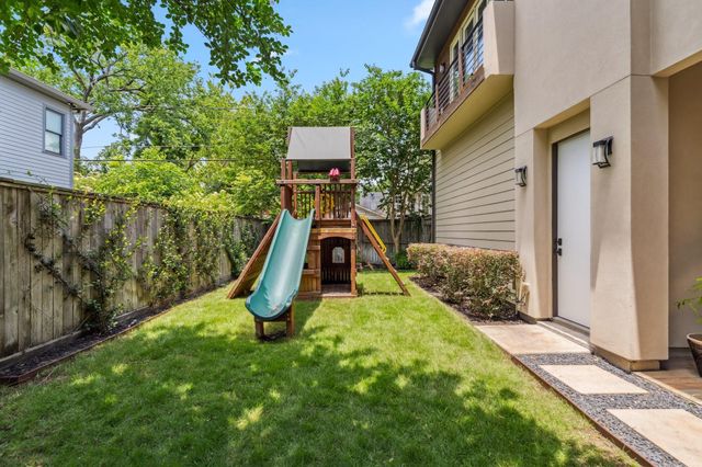 815 E 27th Street, Houston, TX 77009