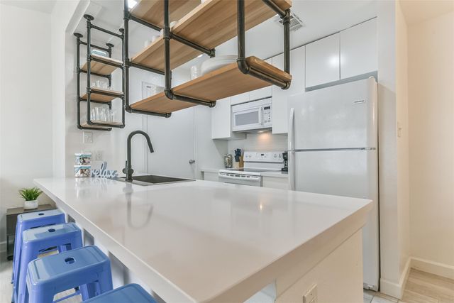 3506 Cove View Boulevard 1612, Galveston, TX 77554