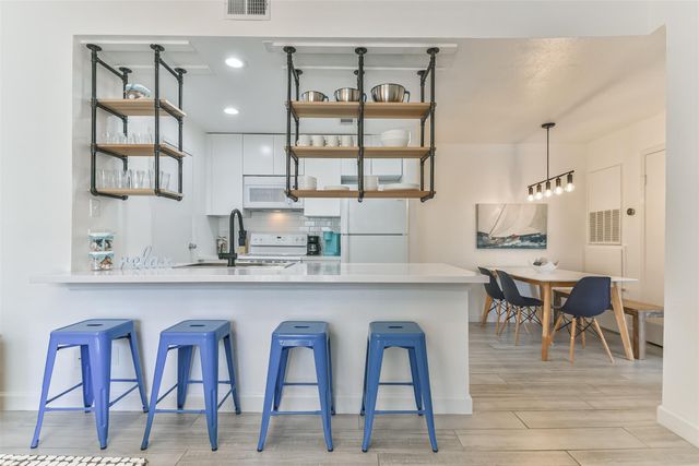 3506 Cove View Boulevard 1612, Galveston, TX 77554