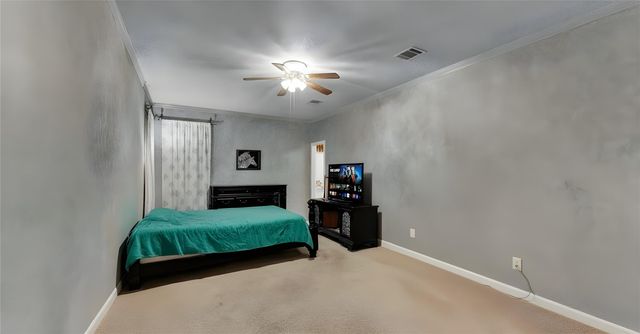 9111 Hazelhurst DR, Austin, TX 78729