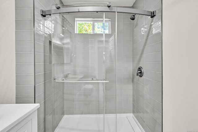 7 Albert Road, Danbury, CT 06811