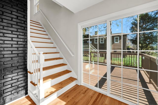 7 Albert Road, Danbury, CT 06811