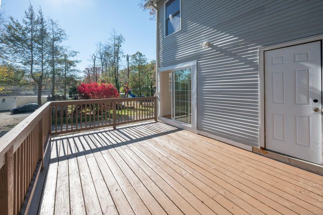 7 Albert Road, Danbury, CT 06811