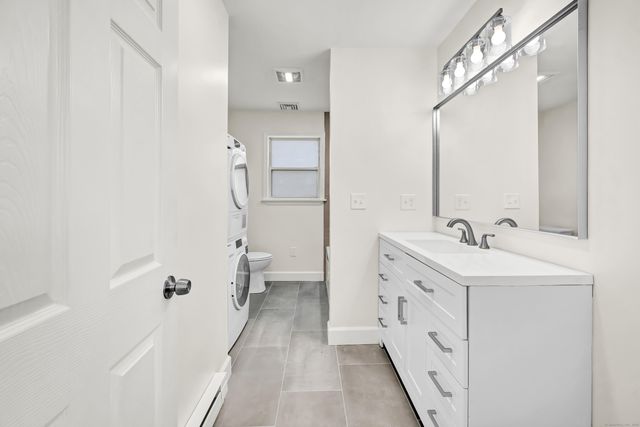 7 Albert Road, Danbury, CT 06811