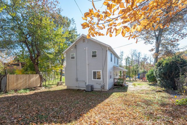 7 Albert Road, Danbury, CT 06811