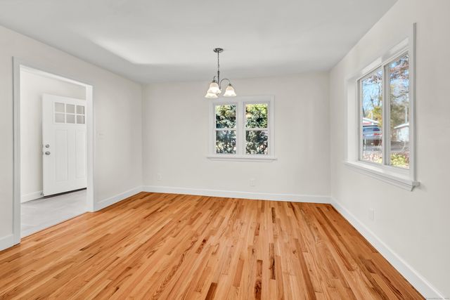 7 Albert Road, Danbury, CT 06811