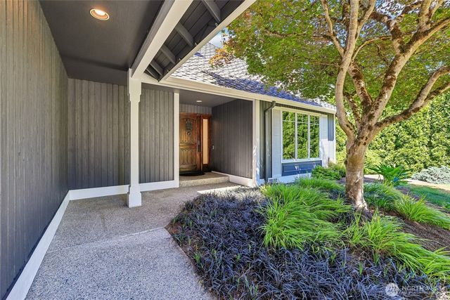 14302 NE 61 Street, Redmond, WA 98052