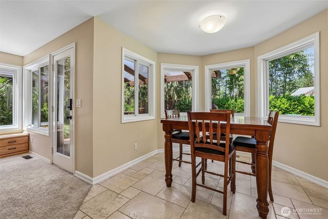 14302 NE 61 Street, Redmond, WA 98052