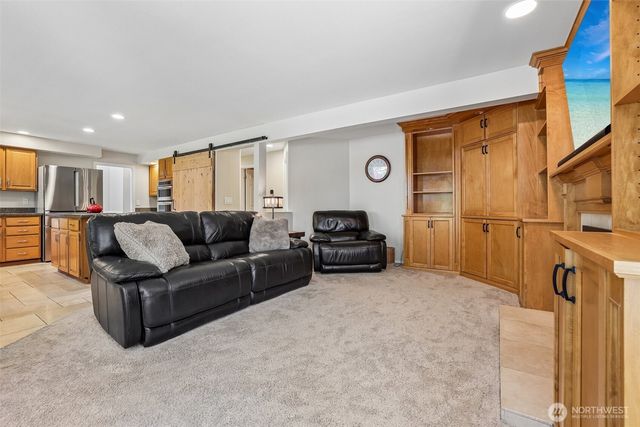14302 NE 61 Street, Redmond, WA 98052