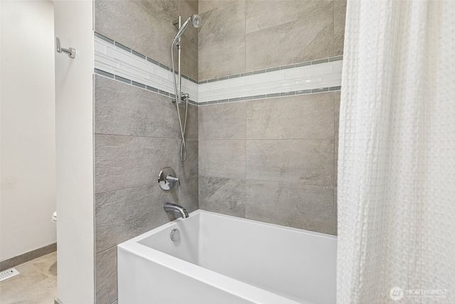 14302 NE 61 Street, Redmond, WA 98052