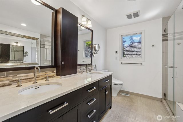 14302 NE 61 Street, Redmond, WA 98052