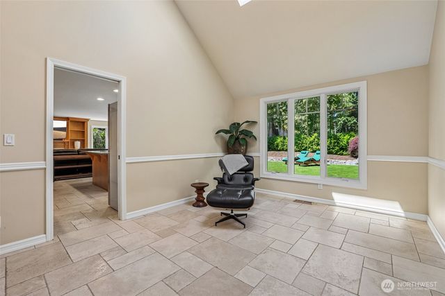 14302 NE 61 Street, Redmond, WA 98052