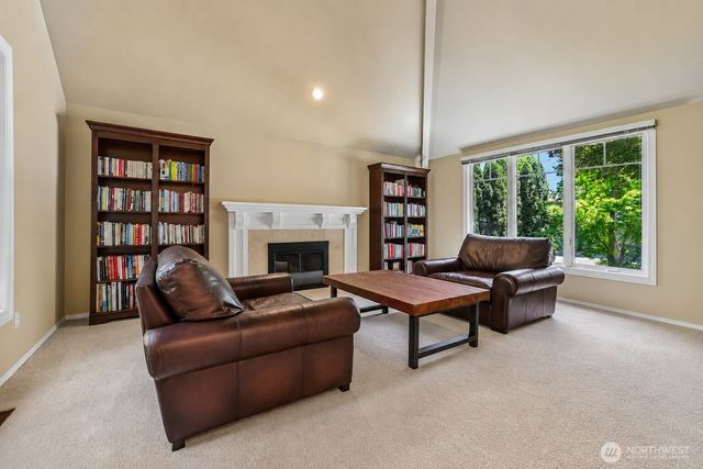 14302 NE 61 Street, Redmond, WA 98052
