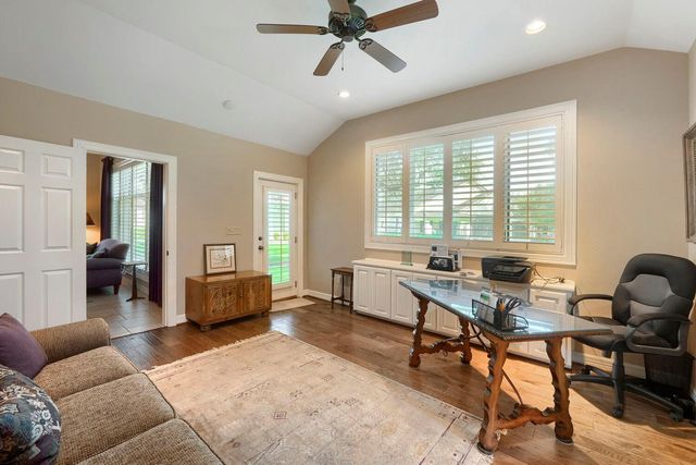 2422 Founders CIR, Spicewood, TX 78669