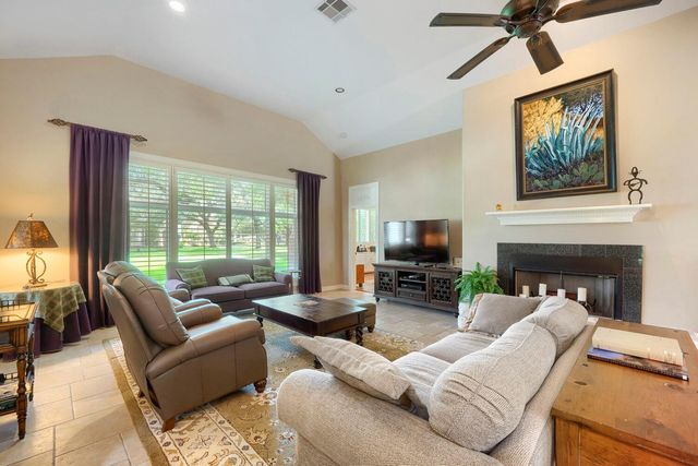 2422 Founders CIR, Spicewood, TX 78669