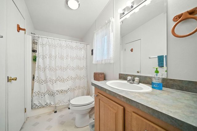 29764 E Highway 299 East, Round Mountain, CA 96084