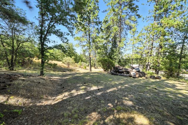 29764 E Highway 299 East, Round Mountain, CA 96084