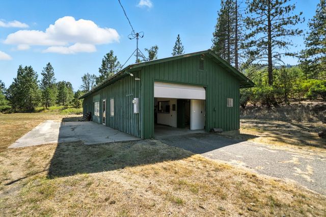 29764 E Highway 299 East, Round Mountain, CA 96084
