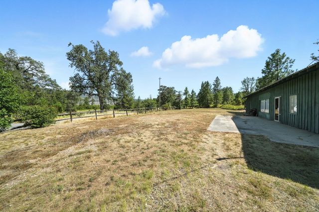 29764 E Highway 299 East, Round Mountain, CA 96084