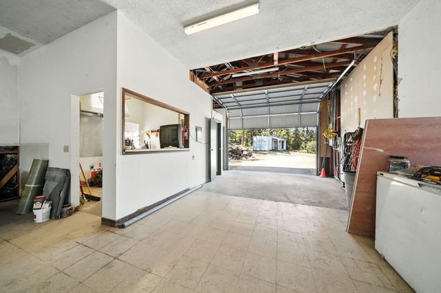 29764 E Highway 299 East, Round Mountain, CA 96084