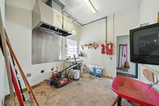 29764 E Highway 299 East, Round Mountain, CA 96084