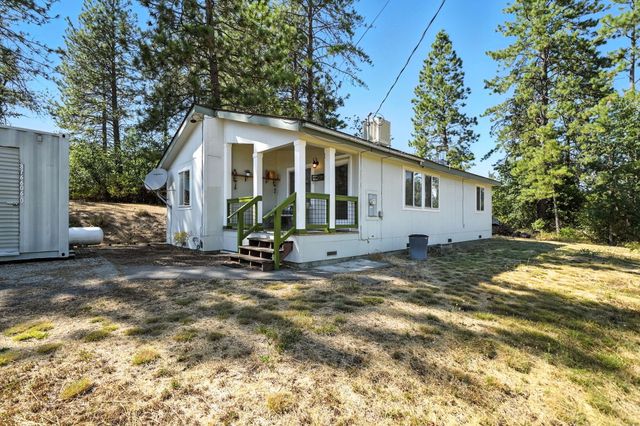 29764 E Highway 299 East, Round Mountain, CA 96084