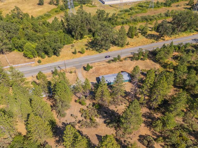 29764 E Highway 299 East, Round Mountain, CA 96084