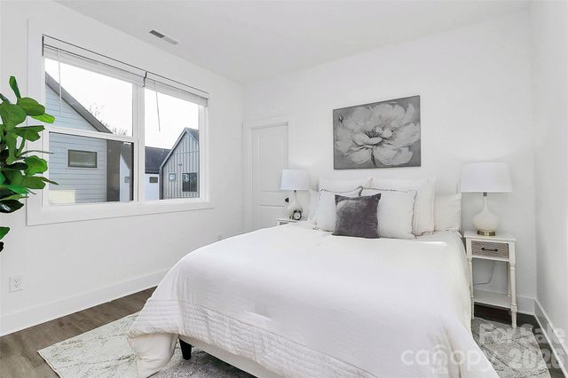 3432 Brookshire Boulevard, Charlotte, NC 28216