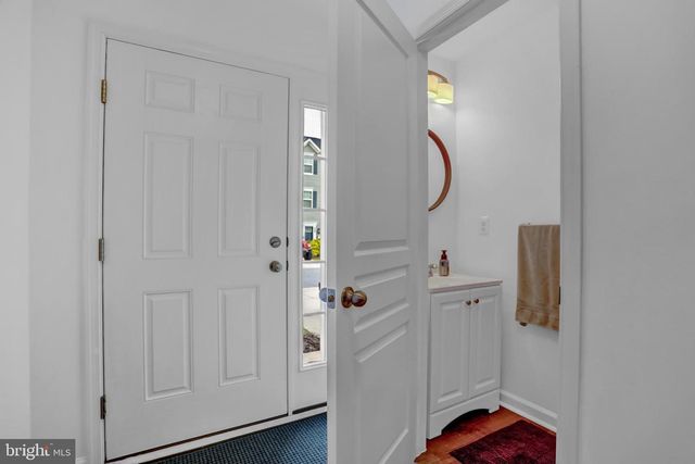 9956 RAVENHURST RD, Middle River, MD 21220