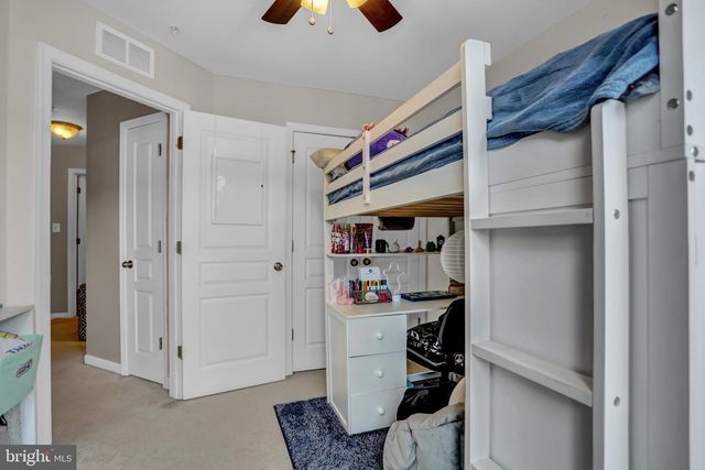 9956 RAVENHURST RD, Middle River, MD 21220