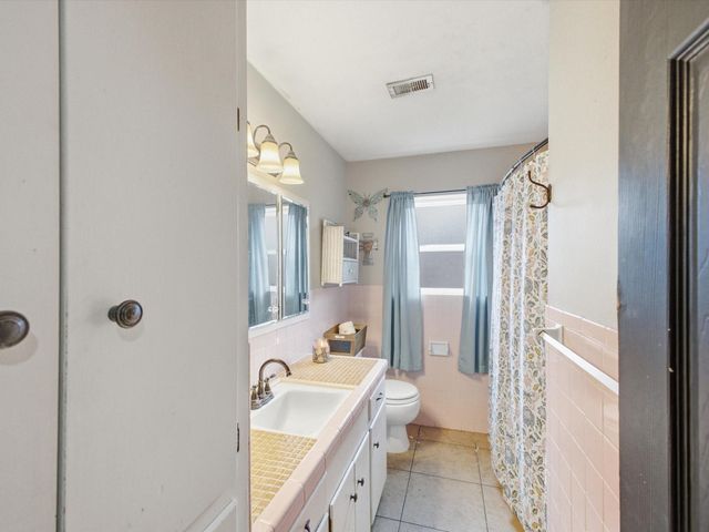 2104 French Place, Baytown, TX 77520