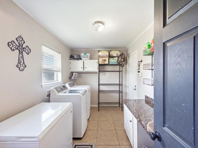 2104 French Place, Baytown, TX 77520