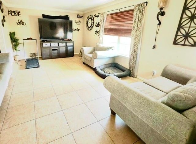 2104 French Place, Baytown, TX 77520