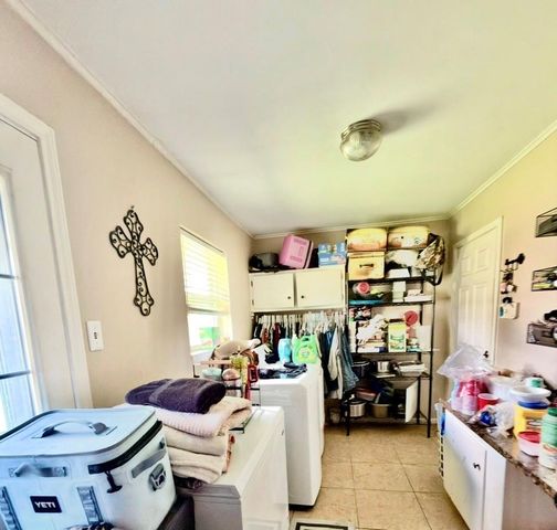 2104 French Place, Baytown, TX 77520