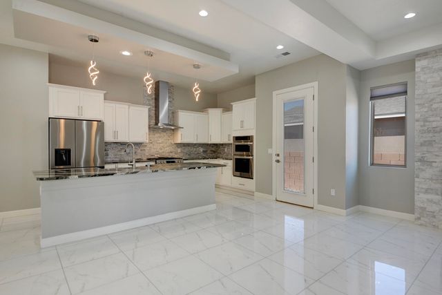 2744 Camino Plata Loop NE, Rio Rancho, NM 87144