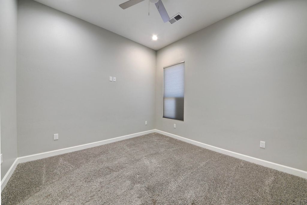 Image 39 of property listing at 2744 Camino Plata Loop NE, Rio Rancho, NM 87144