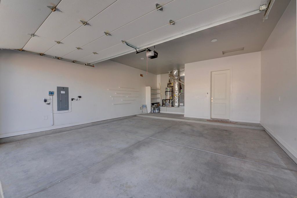 Image 42 of property listing at 2744 Camino Plata Loop NE, Rio Rancho, NM 87144