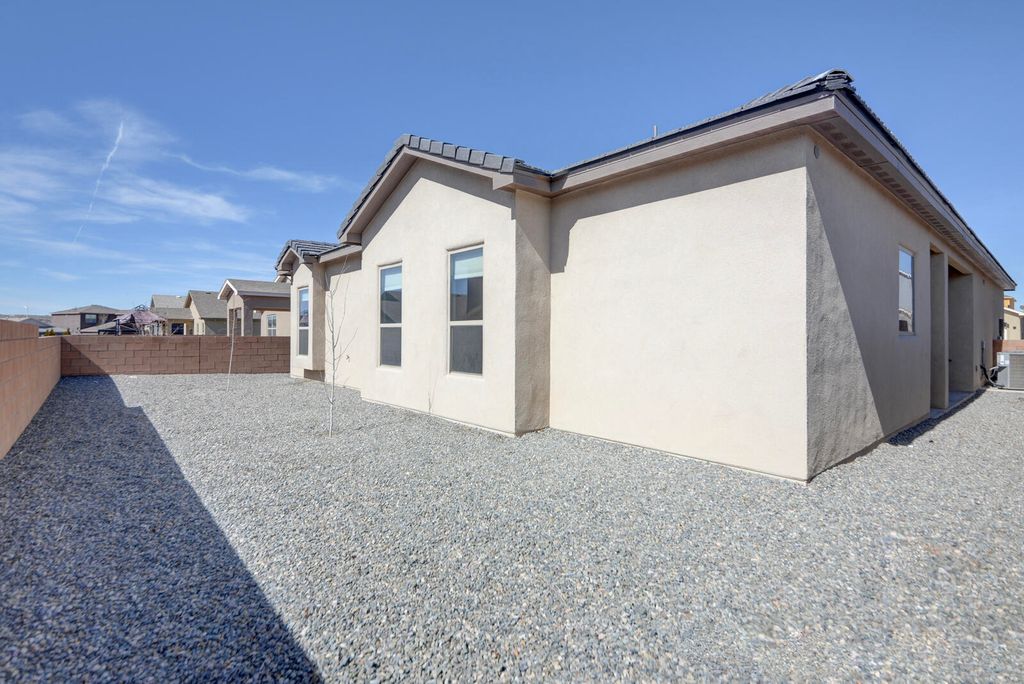 Image 43 of property listing at 2744 Camino Plata Loop NE, Rio Rancho, NM 87144