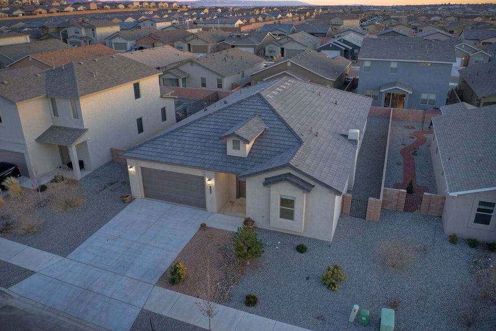 Image 47 of property listing at 2744 Camino Plata Loop NE, Rio Rancho, NM 87144