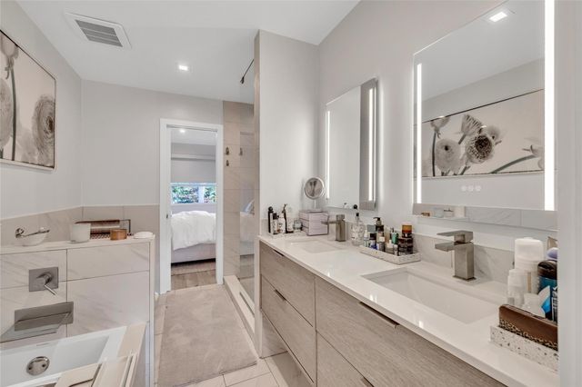 1991 NE 15th Avenue, Fort Lauderdale, FL 33305